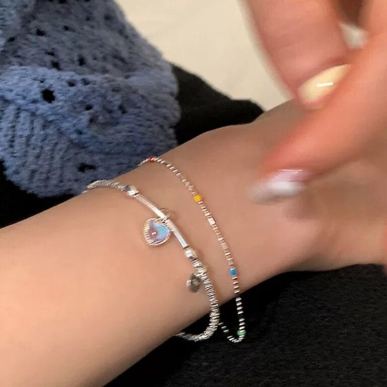 Click to view full screen Moonstone Heart Crushed Silver Bracelet photo review