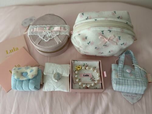 Click to view full screen Fresh Flower Fairy Freshwater Pearl Bracelet photo review