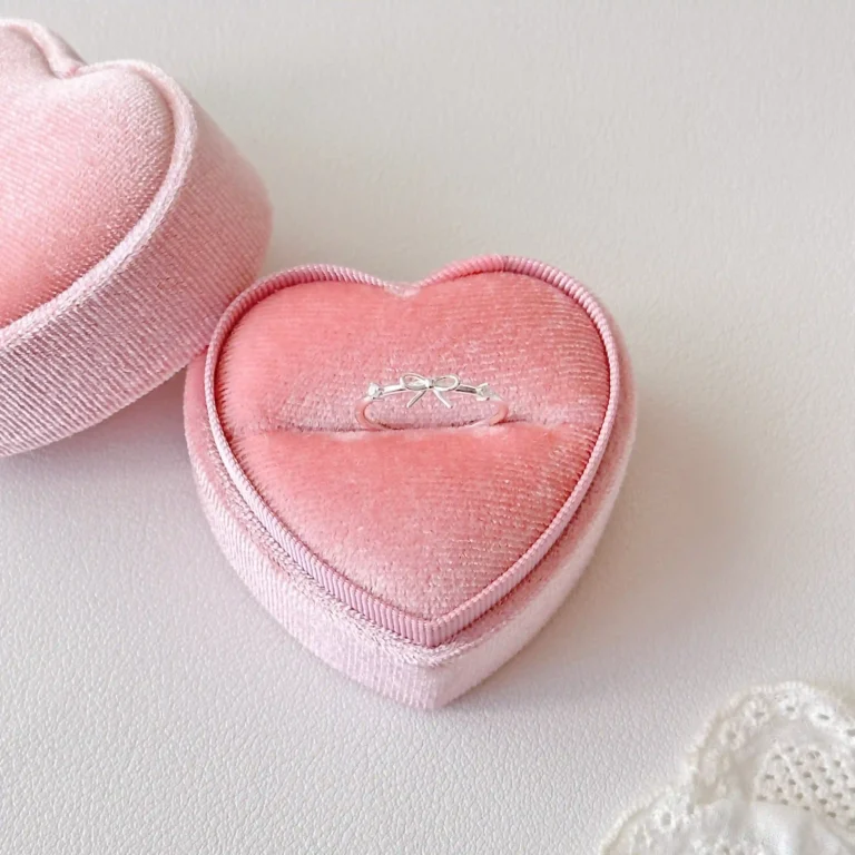 925 Sterling Silver Exquisite Bow Ring photo review