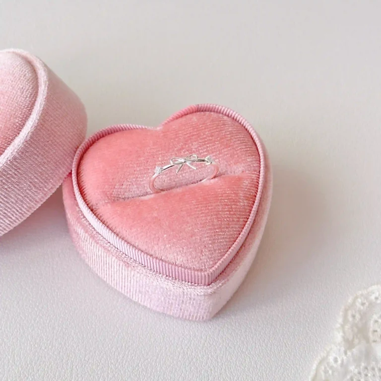 925 Sterling Silver Exquisite Bow Ring photo review