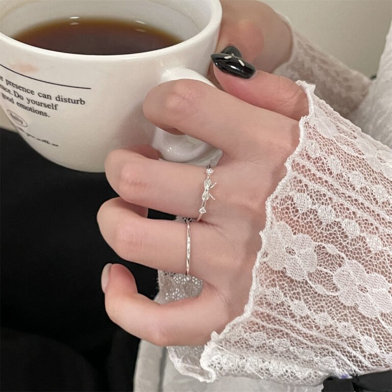 925 Sterling Silver Exquisite Bow Ring photo review